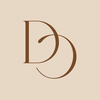 DolledUp's Closet Logotipo