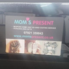 www.momspresent.co.uk Λογότυπο