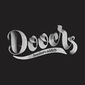 Dooers Sneakers Logotipo